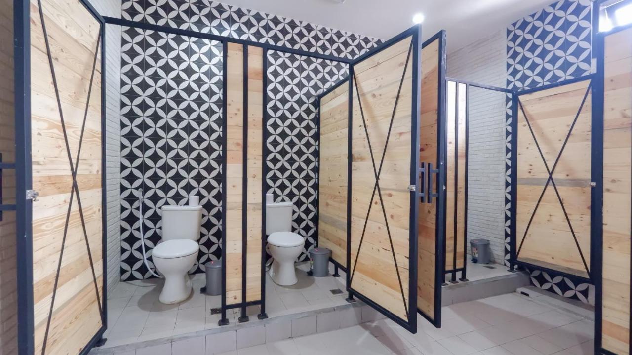 Legian Fello B&B Hostel מראה חיצוני תמונה